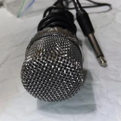 Tiffen Omnidirectional Dynamic Microphone
