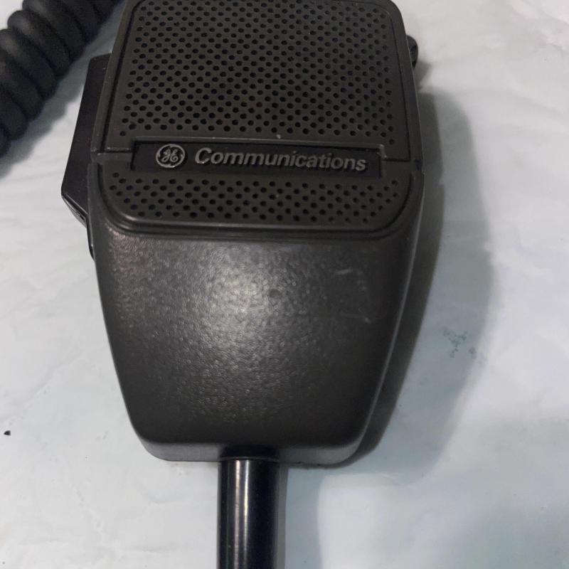 GE Communications Microphone Model 19B801398P3 Handheld